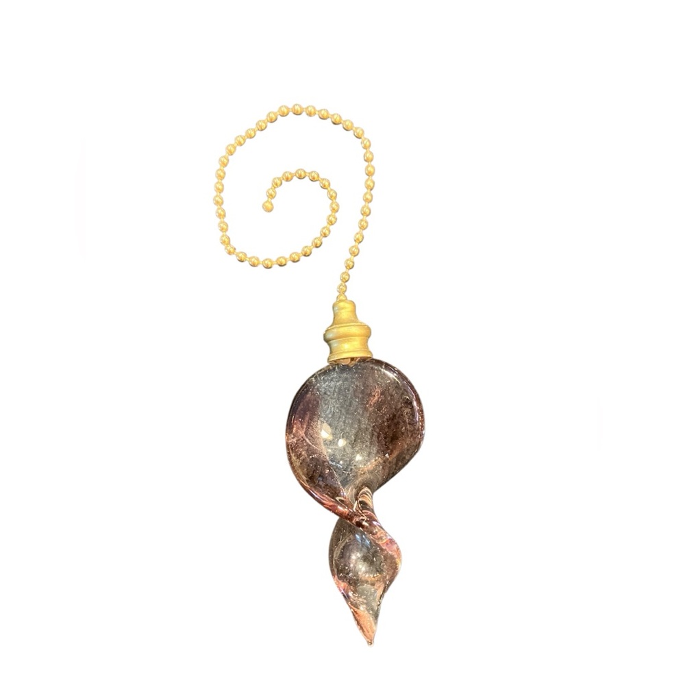 Twisted glass pull chain